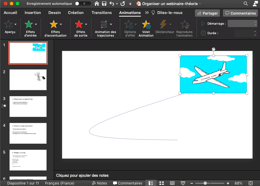 Capture d’écran d’un avion qui suit une trajectoire indiquée grâce a un effet d’animation.